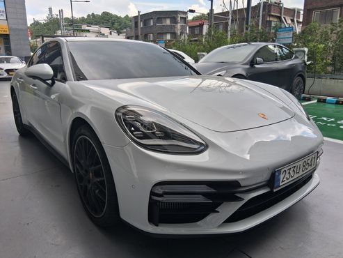 Porsche Panamera 2.9 AWD Platinum Edition — пробег 38 500 км — фото 3 из 5