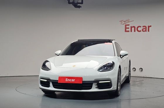 Porsche Panamera 3.0 AWD — пробег 140 255 км — фото 3 из 5