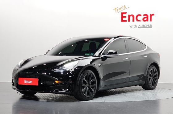 Tesla Model 3 Standard Range Plue RWD — пробег 64 236 км — фото 1 из 5