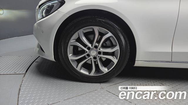 Mercedes-Benz C-Class из Кореи Encar