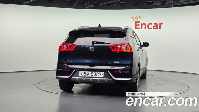 Kia Niro из Кореи Encar
