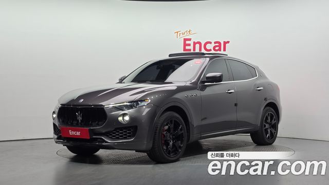 Maserati Levante из Кореи Encar