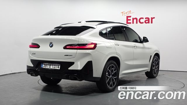 BMW X4 xDrive20i M Sport — пробег 33 776 км — фото 2 из 5