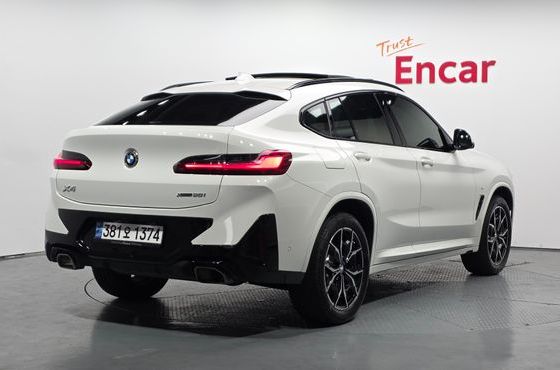 BMW X4 xDrive20i M Sport — пробег 33 776 км — фото 2 из 5