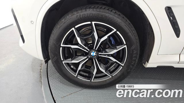 BMW X4 xDrive20i M Sport — пробег 33 776 км — фото 5 из 5
