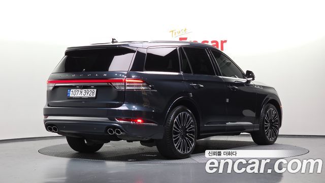 Lincoln Aviator 3.0 Black Label AWD — пробег 16 751 км — фото 2 из 5