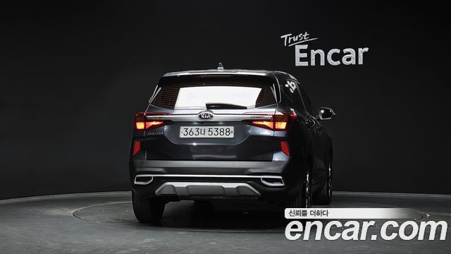 Kia Seltos из Кореи Encar