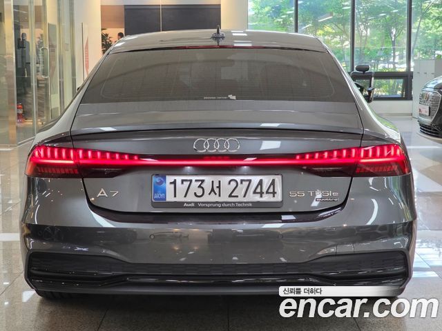 Audi A7 55 TFSI e Quattro Premium — пробег 14 850 км — фото 4 из 5