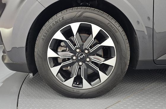 Kia Carnival 9-Seater Noblesse — пробег 8 390 км — фото 5 из 5
