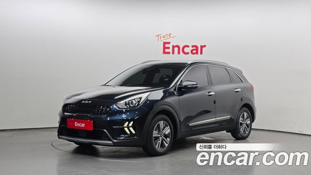 Kia Niro 1.6 HEV Prestige — пробег 126 175 км — фото 1 из 5