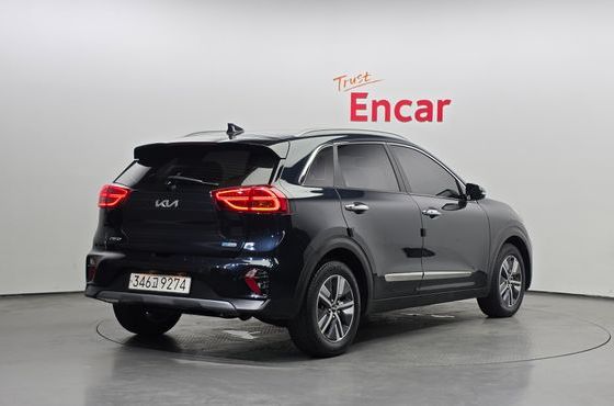 Kia Niro 1.6 HEV Prestige — пробег 126 175 км — фото 2 из 5