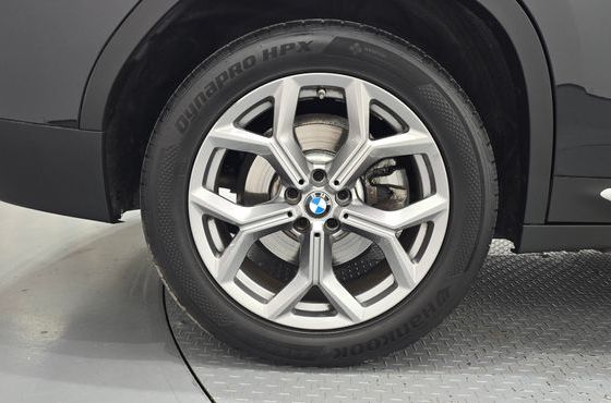BMW X4 xDrive20i xLine — пробег 61 945 км — фото 5 из 5