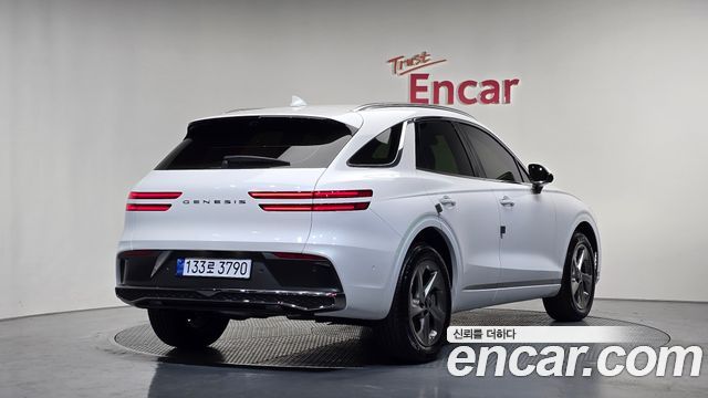 Genesis GV70 из Кореи Encar