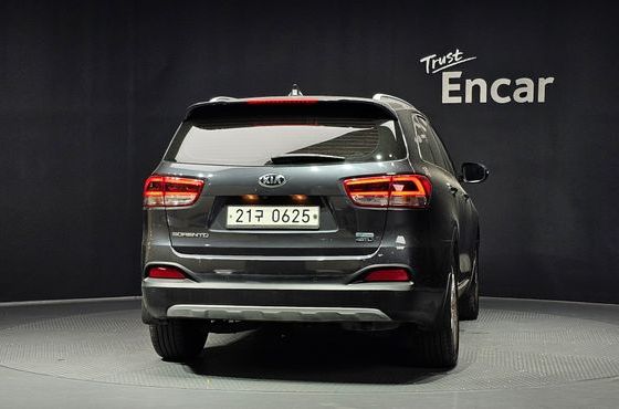 Kia Sorento Diesel 2.0 2WD Noblesse — пробег 118 942 км — фото 4 из 5