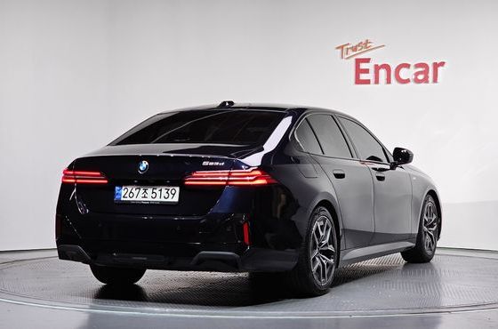 BMW 5-Series 523d M Sport — пробег 54 800 км — фото 2 из 5