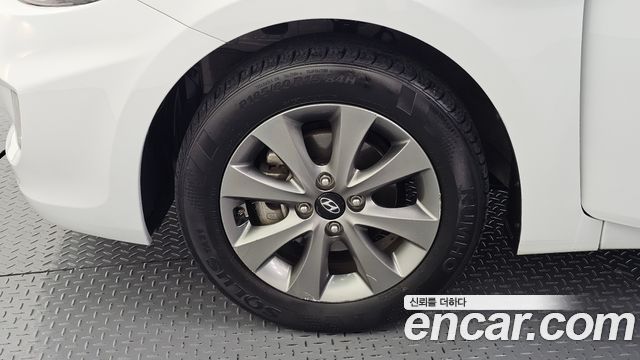 Hyundai Accent из Кореи Encar