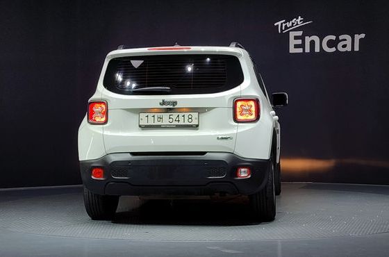 Jeep Renegade 2.4 Longitude High — пробег 120 056 км — фото 4 из 5