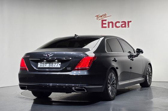 Genesis EQ900 3.3 T-GDI AWD Prestige — пробег 148 796 км — фото 2 из 5