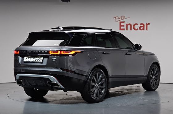 Land Rover Range Rover Velar 3.0 P380 R-Dynamic SE — пробег 60 394 км — фото 2 из 5
