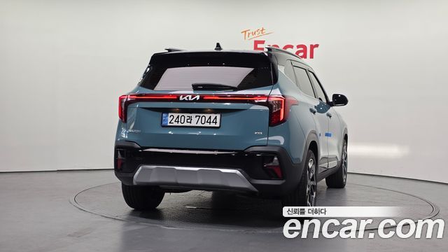 Kia Seltos из Кореи Encar