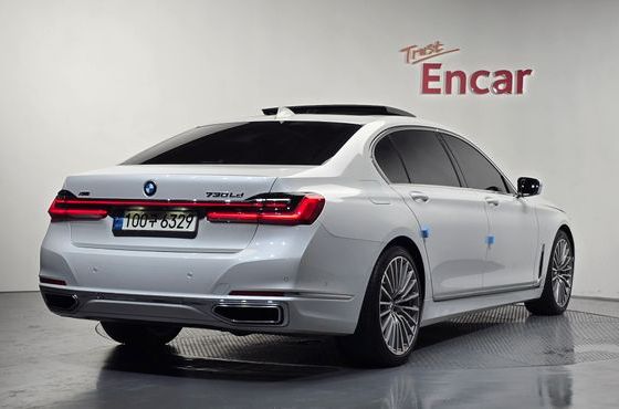 BMW 7-Series 730Ld xDrive Design Pure Excellence — пробег 73 550 км — фото 2 из 5