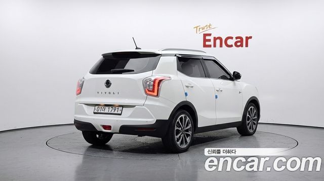 Ssangyong TIBOLI из Кореи Encar