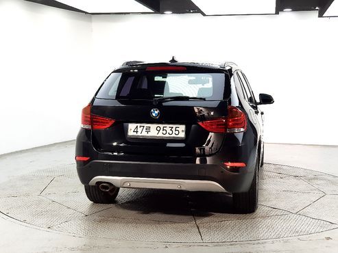 BMW X1 xDrive 20d — пробег 116 700 км — фото 3 из 5
