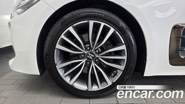 Kia Stinger из Кореи Encar