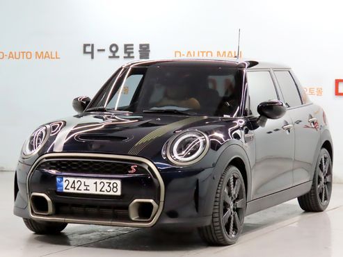 Mini Cooper 3Door Resolute Edition 3rd Gen — пробег 20 459 км — фото 1 из 5