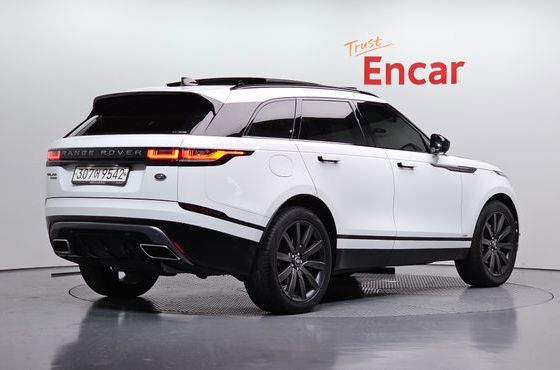 Land Rover Range Rover Velar 3.0 D300 R-Dynamic HSE — пробег 41 815 км — фото 2 из 5