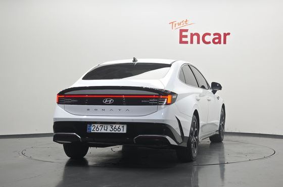 Hyundai Sonata 1.6 Turbo Exclusive — пробег 13 894 км — фото 4 из 5