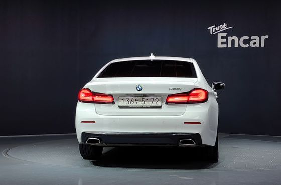 BMW 5-Series 520i Luxury — пробег 67 737 км — фото 4 из 5