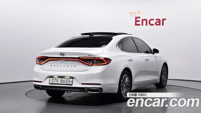 Hyundai Grandeur из Кореи Encar