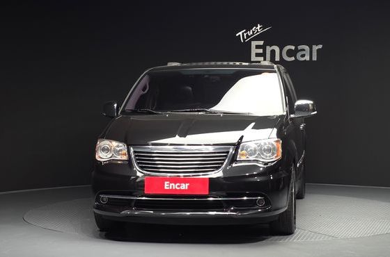 Chrysler Grand Voyager 3.6 LIMITED — пробег 141 036 км — фото 3 из 5