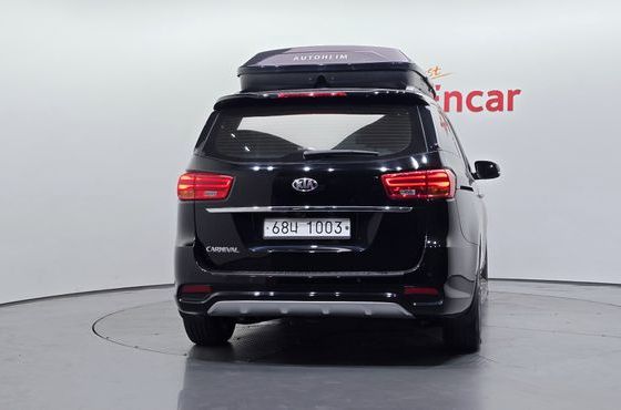 Kia Carnival Gasoline 9-Seater Noblesse Special — пробег 60 204 км — фото 4 из 5