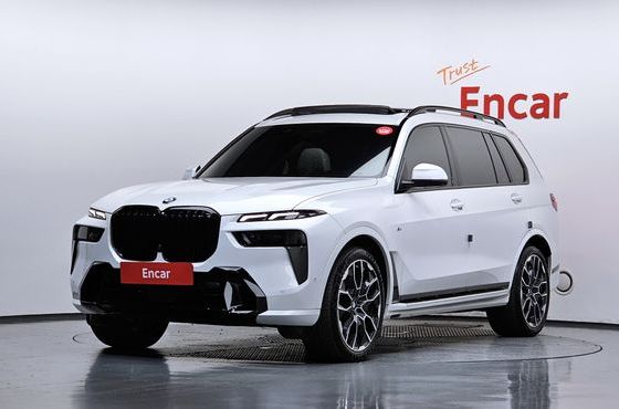 BMW X7 xDrive 40d M Sport 7 STR — пробег 34 833 км — фото 1 из 5