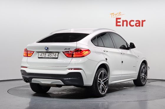 BMW X4 xDrive20d M Sport — пробег 88 228 км — фото 2 из 5