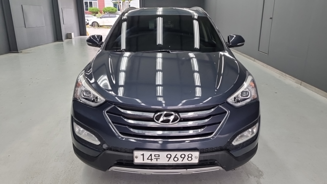 Hyundai Santafe Diesel(e-VGT) 2.0 2WD Premium — пробег 56 000 км — фото 3 из 5