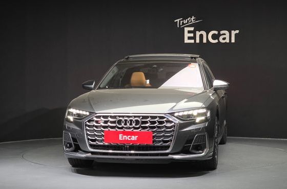 Audi S8 4.0 TFSI Quattro LWB — пробег 26 км — фото 3 из 5