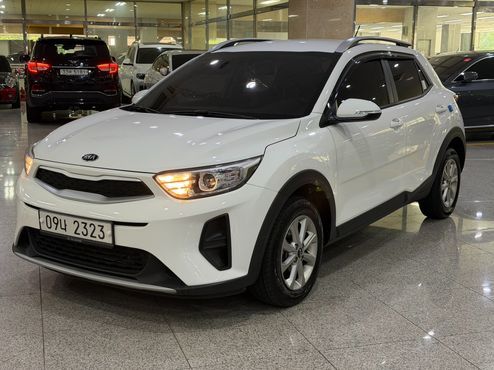 Kia Stonic Diesel 1.6 Deluxe — пробег 99 002 км — фото 1 из 5