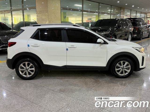 Kia Stonic из Кореи Encar