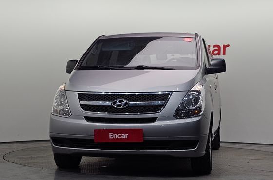 Hyundai Starex 12-Seater Wagon CVX Deluxe — пробег 221 292 км — фото 3 из 5