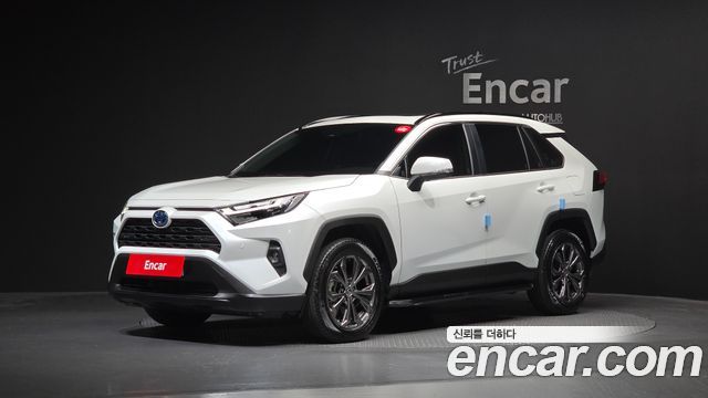 Toyota RAV4 2.5 2WD Hybrid XLE — пробег 19 915 км — фото 1 из 5