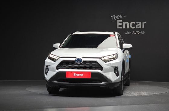 Toyota RAV4 2.5 2WD Hybrid XLE — пробег 19 915 км — фото 3 из 5