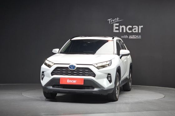 Toyota RAV4 2.5 2WD Hybrid XLE — пробег 17 562 км — фото 3 из 5
