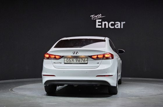 Hyundai AVANTE 1.6 GDI Value Plus — пробег 86 970 км — фото 4 из 5