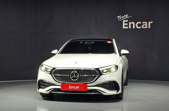 Mercedes-Benz E-Class E300 4MATIC AMG Line — пробег 13 193 км — фото 3 из 5