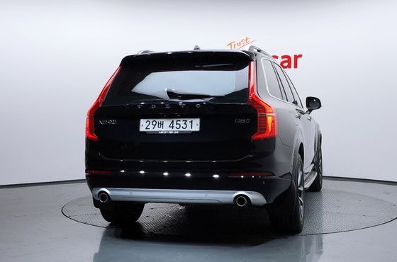 Volvo XC90 D5 Momentum — пробег 116 836 км — фото 4 из 5