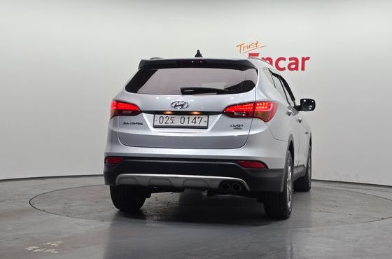 Hyundai Santafe Diesel(e-VGT) 2.0 4WD Premium — пробег 184 896 км — фото 4 из 5