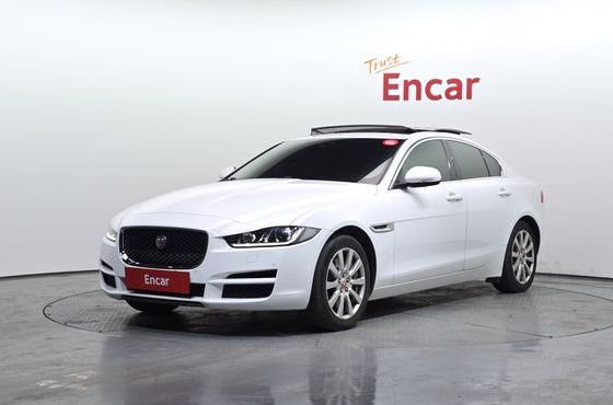 Jaguar XE 20d Perstige AWD — пробег 117 641 км — фото 1 из 5